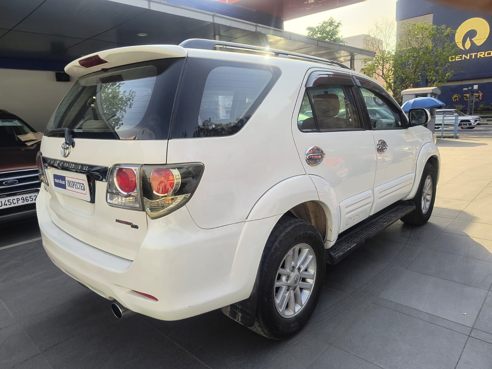 Toyota Fortuner 3.0 L 2WD AT