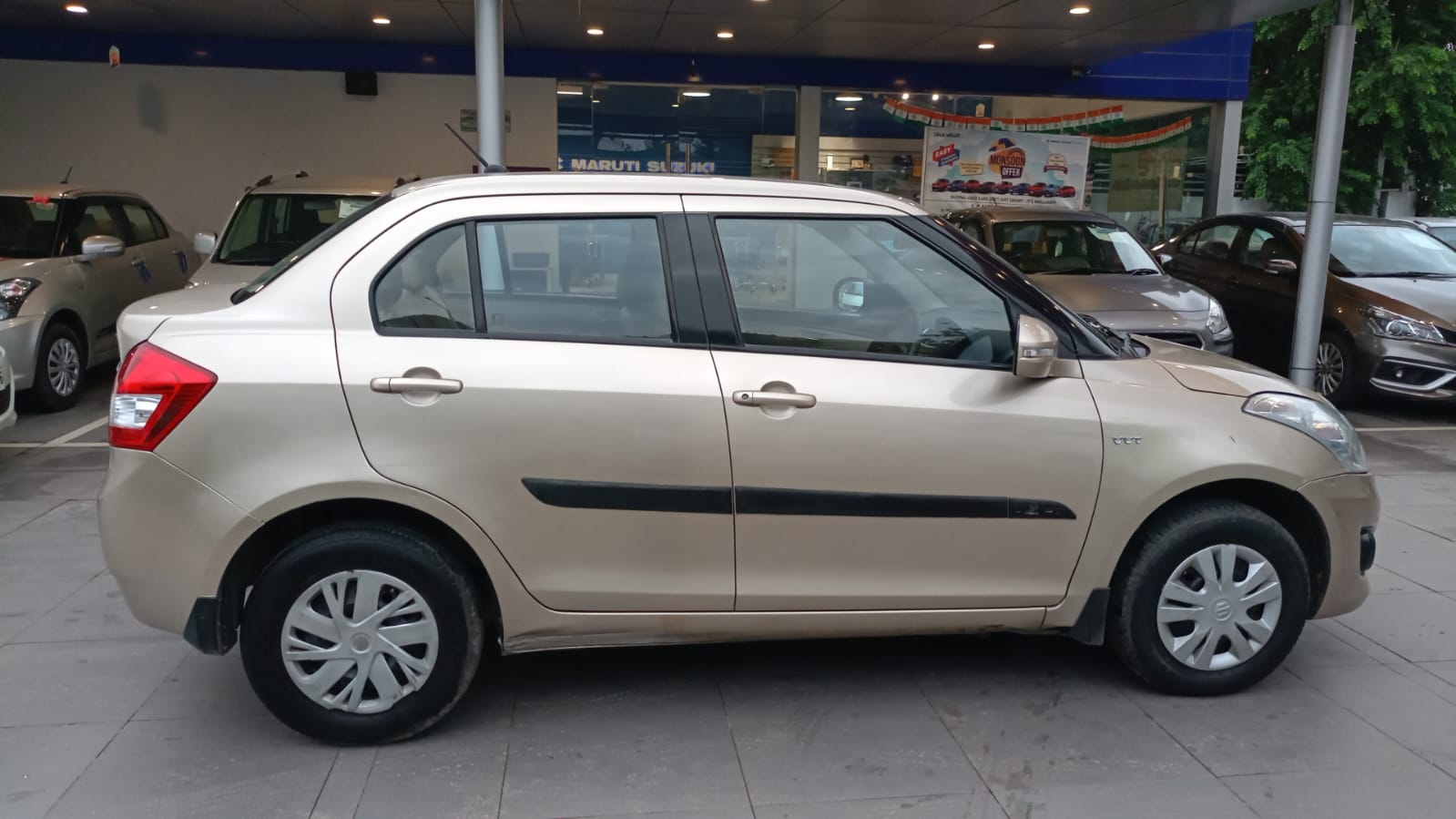 Maruti Suzuki Swift Dzire Vxi-Beige