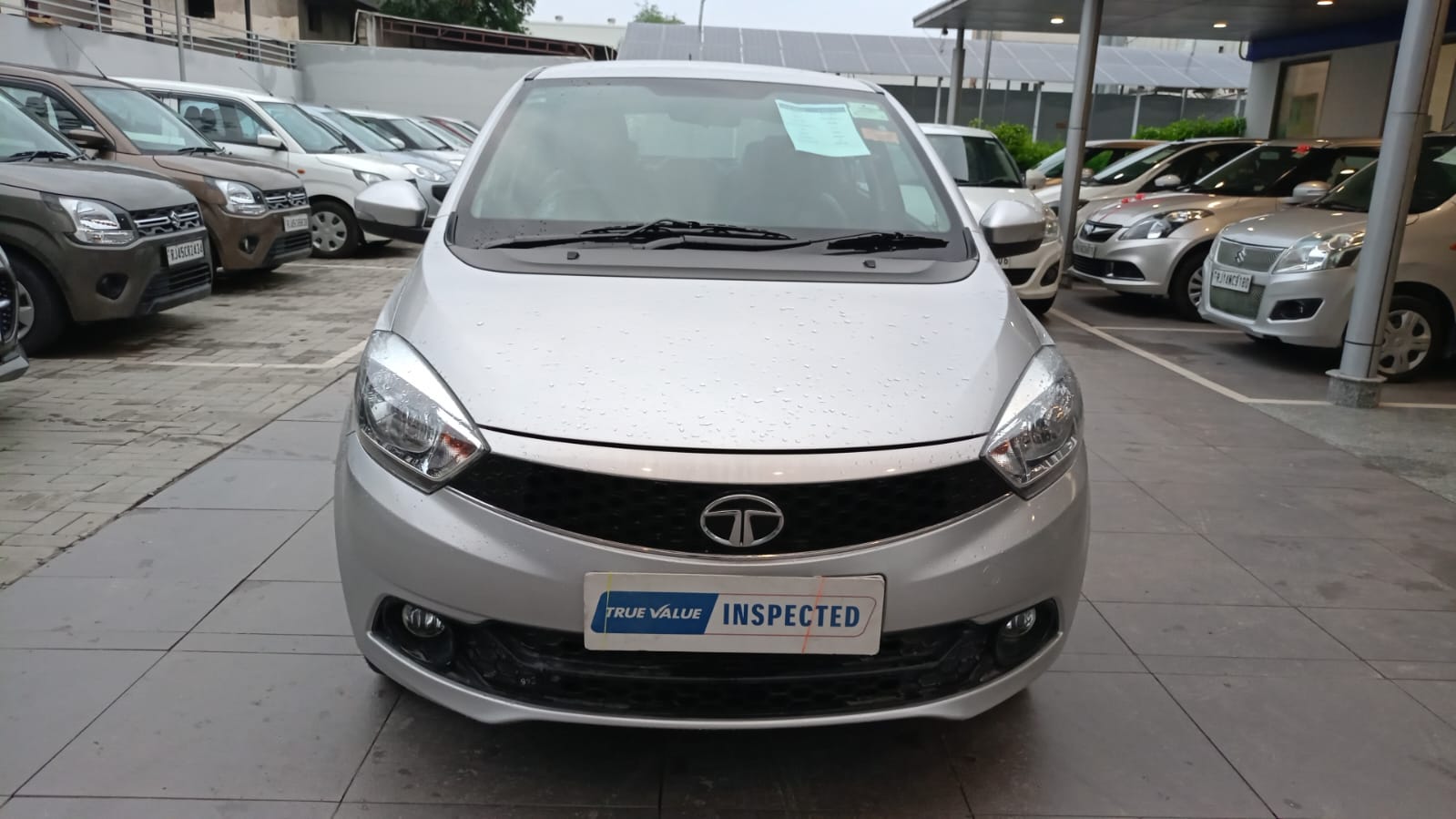 Tata Tigor XT