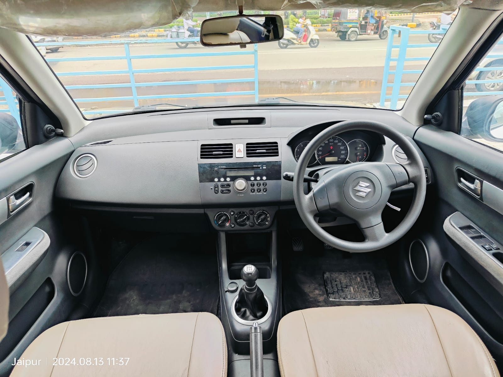 Maruti Suzuki Swift Dzire Vdi- White