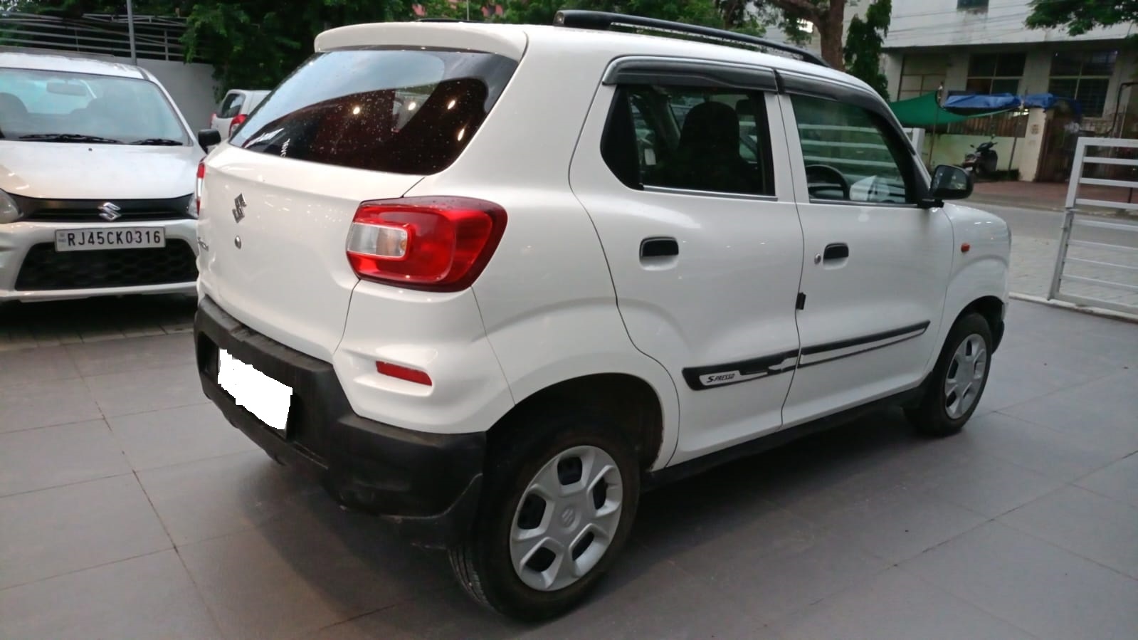 Maruti Suzuki S-Presso Vxi