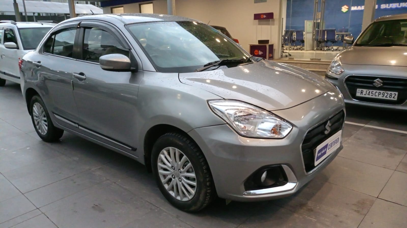 Maruti Suzuki Dzire Zxi-Silver