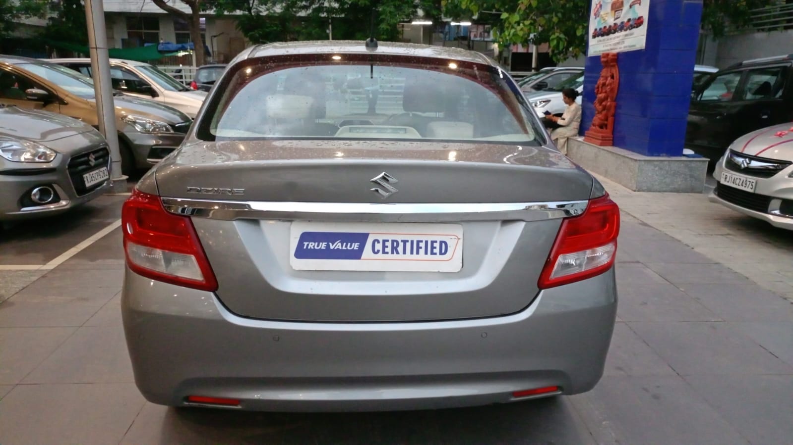 Maruti Suzuki Dzire Zxi-Silver