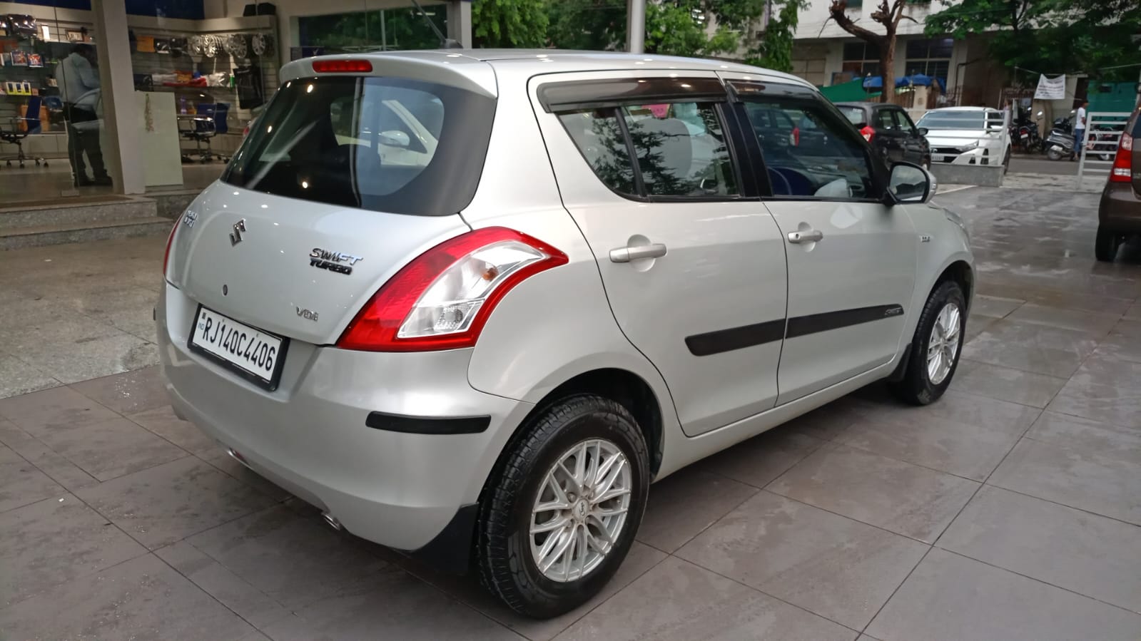 Maruti Suzuki Swift Vdi -Silver