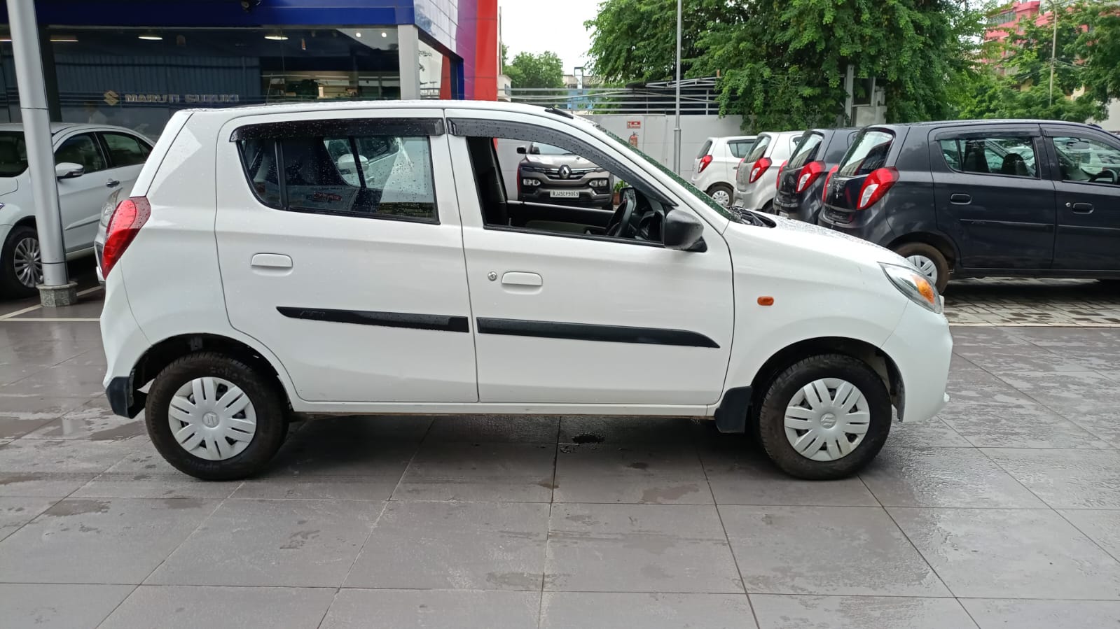 Maruti Suzuki Alto 800 Vxi -White