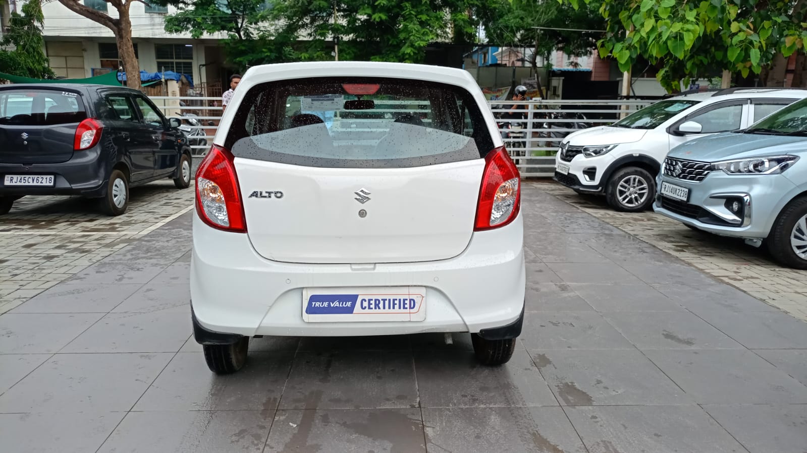 Maruti Suzuki Alto 800 Vxi -White