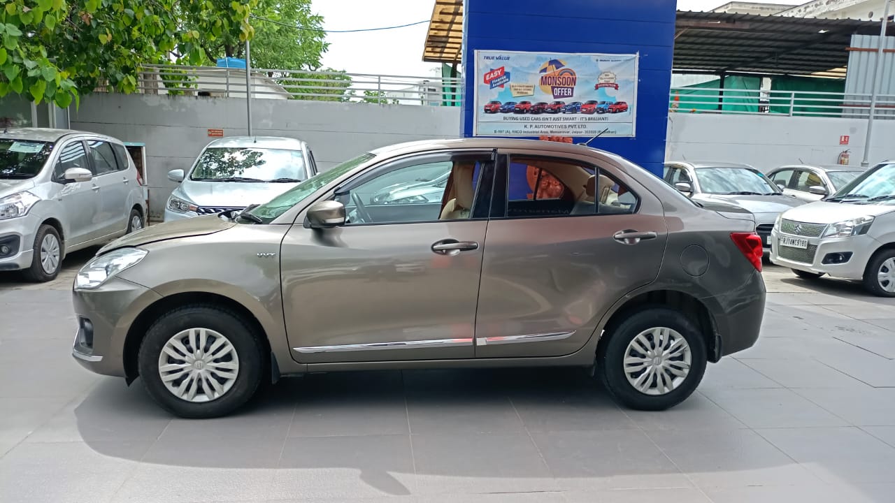 Maruti Suzuki Dzire Vxi AMT