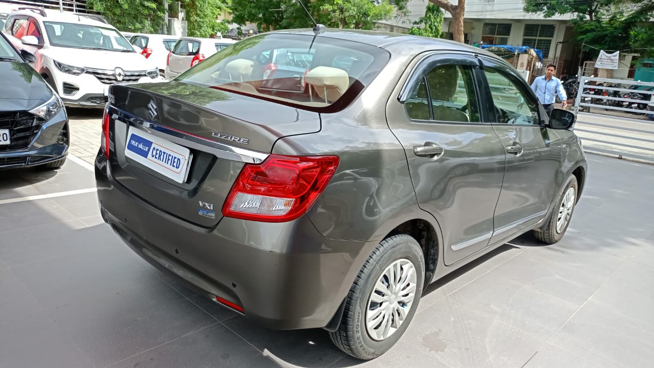 Maruti Suzuki Dzire Vxi AMT