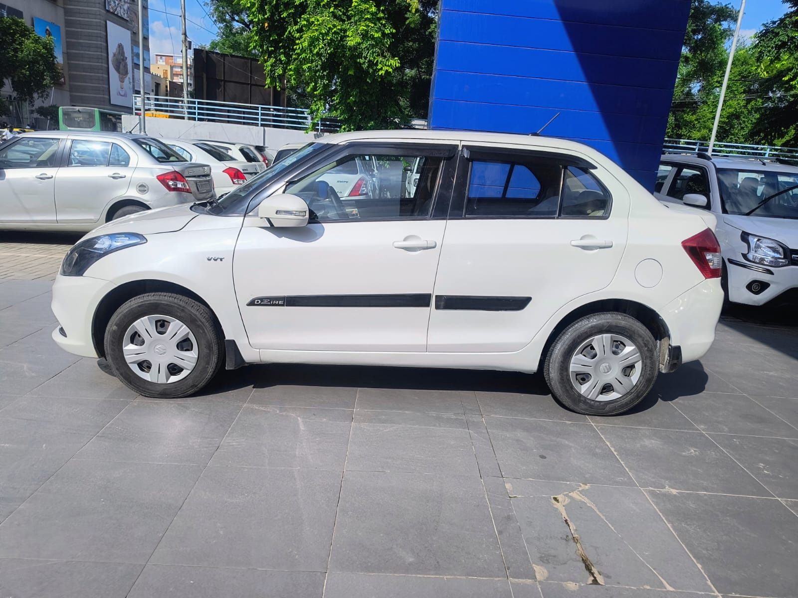 Maruti Suzuki Swift Dzire Vxi