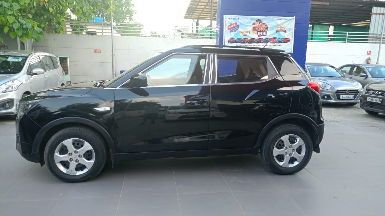 Mahindra Xuv 300 W6 PM