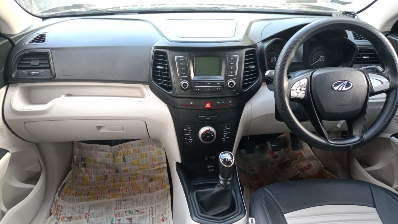 Mahindra Xuv 300 W6 PM