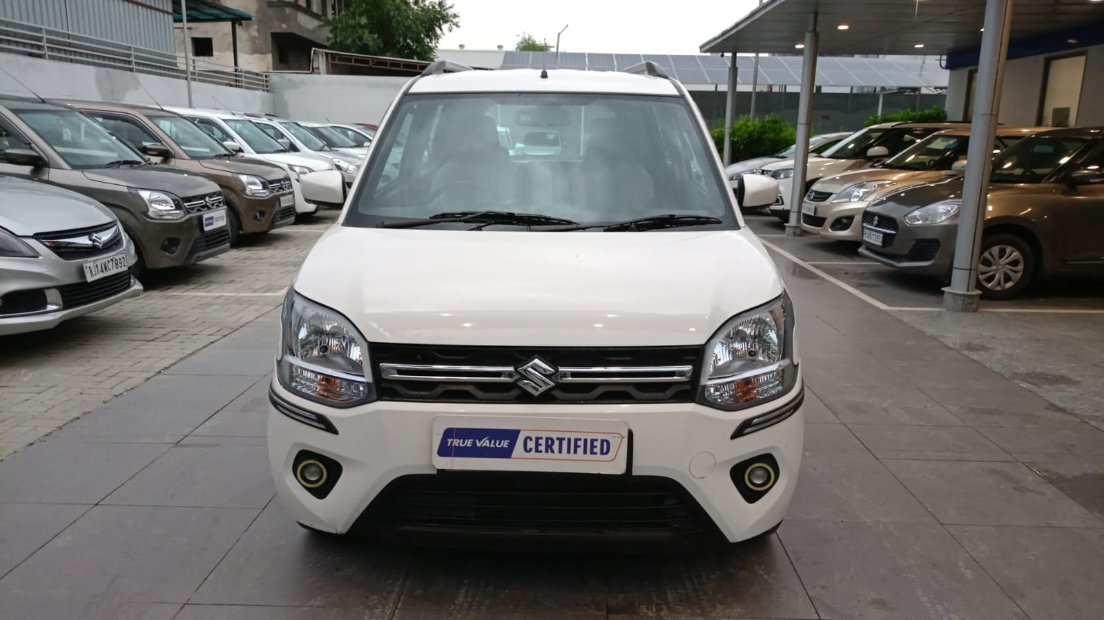 Maruti Suzuki Wagon R Vxi- White