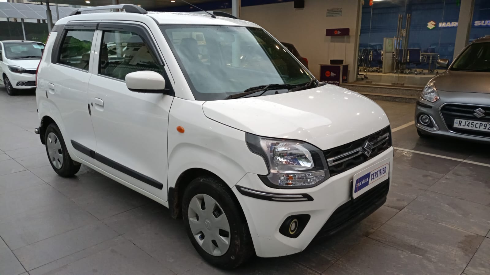 Maruti Suzuki Wagon R Vxi- White