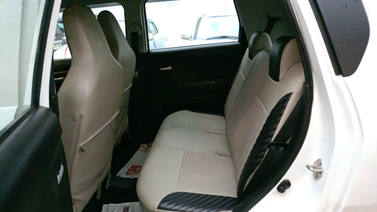 Maruti Suzuki Wagon R Vxi- White