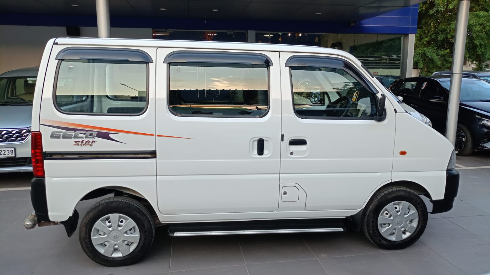 MARUTI SUZUKI EECO 5 STR AC