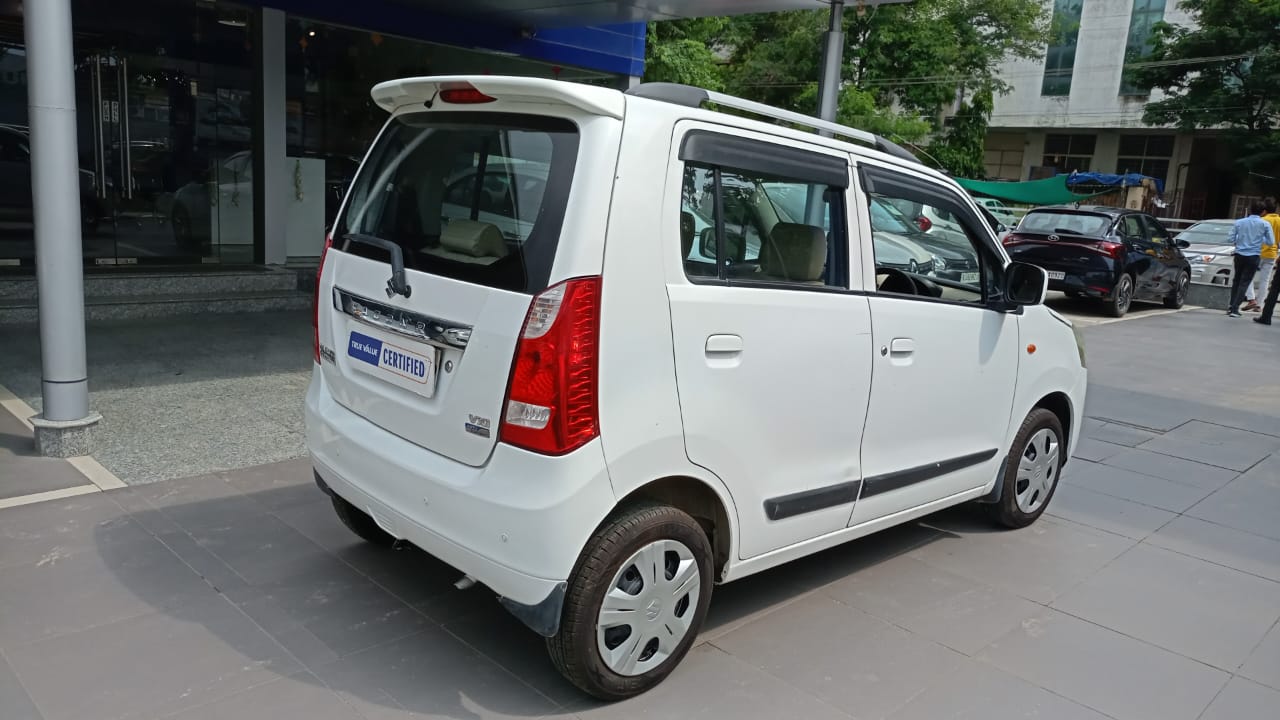 Maruti Suzuki Wagon R Vxi Amt - White