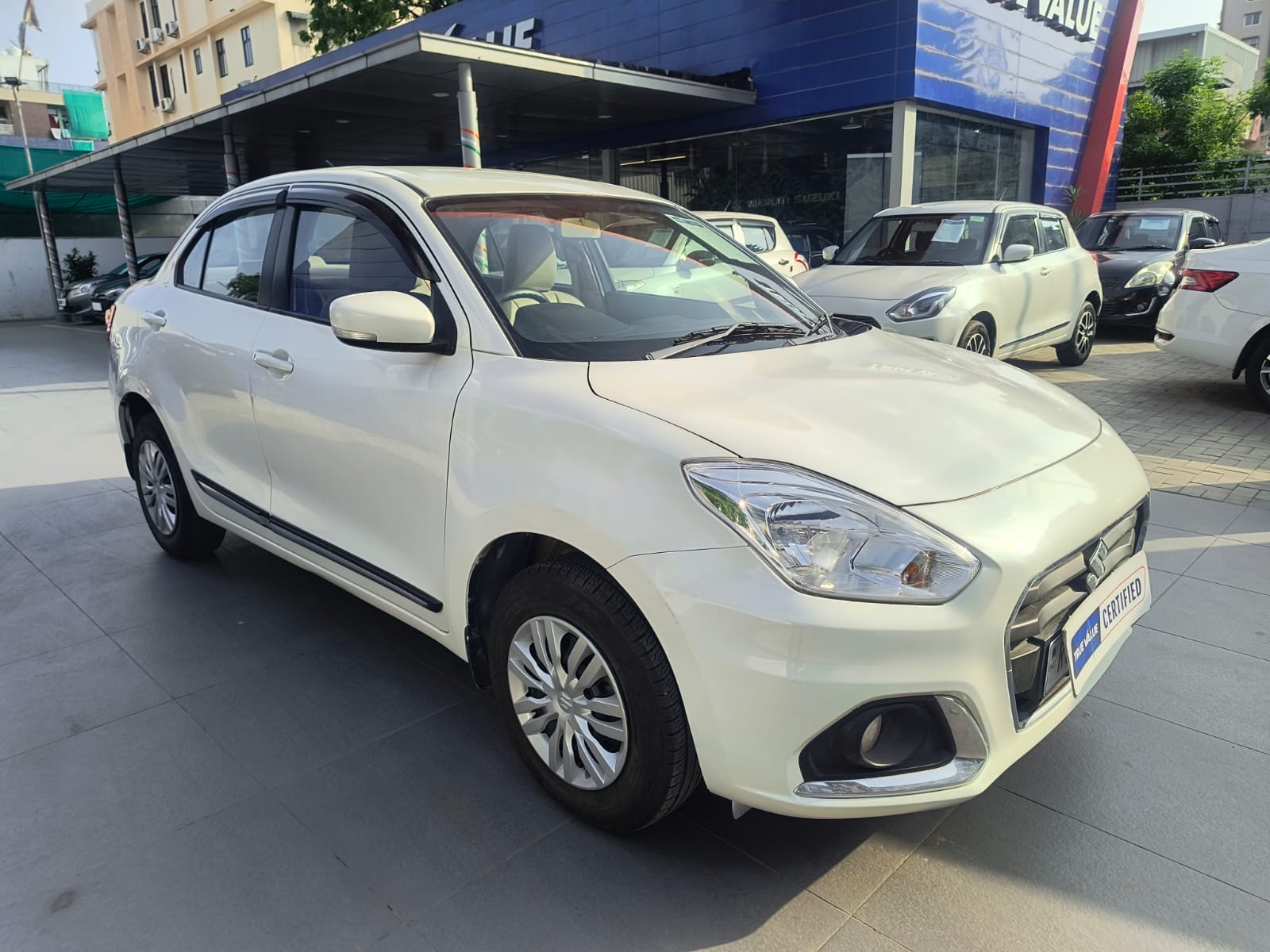 Maruti Suzuki Dzire Vxi- White