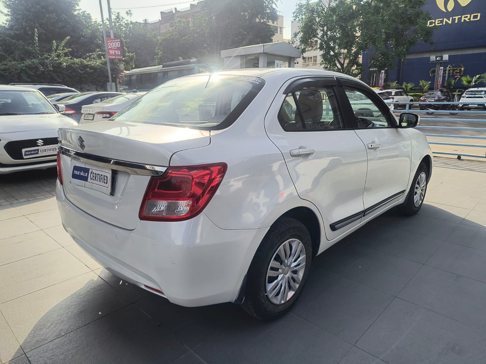 Maruti Suzuki Dzire Vxi- White