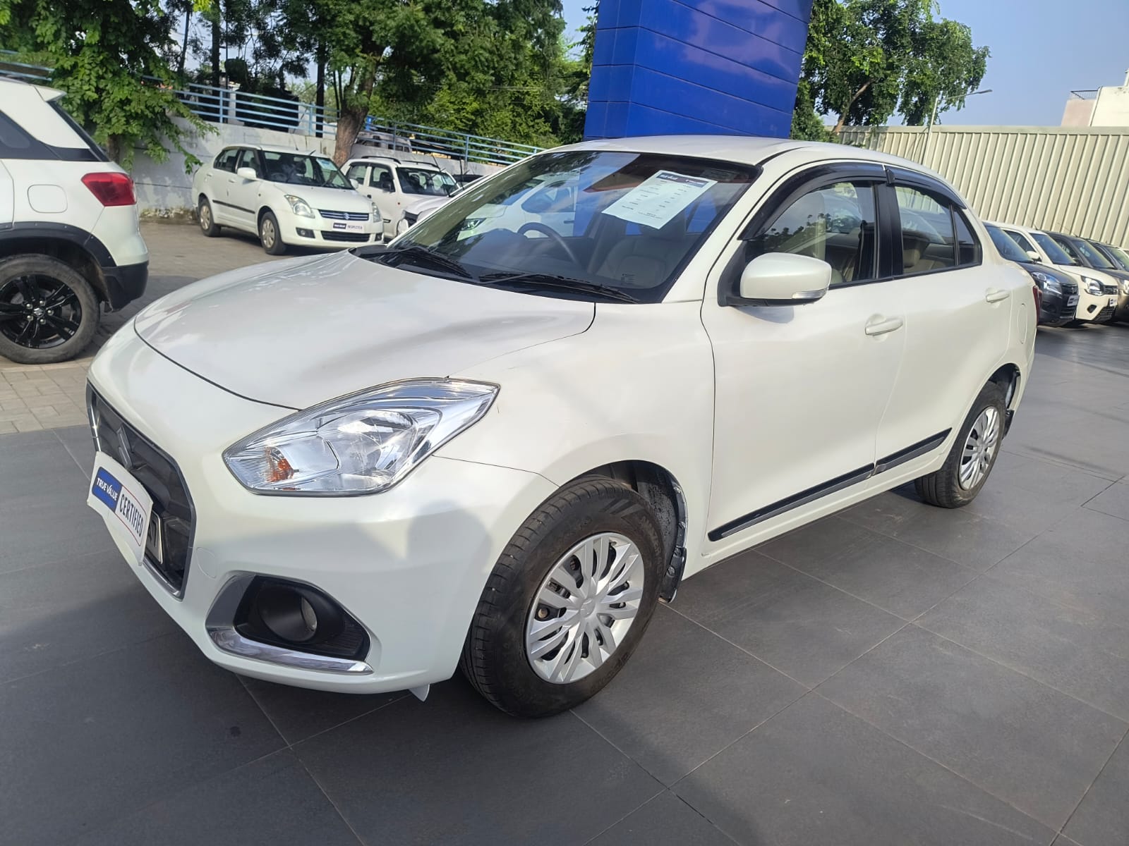 Maruti Suzuki Dzire Vxi- White