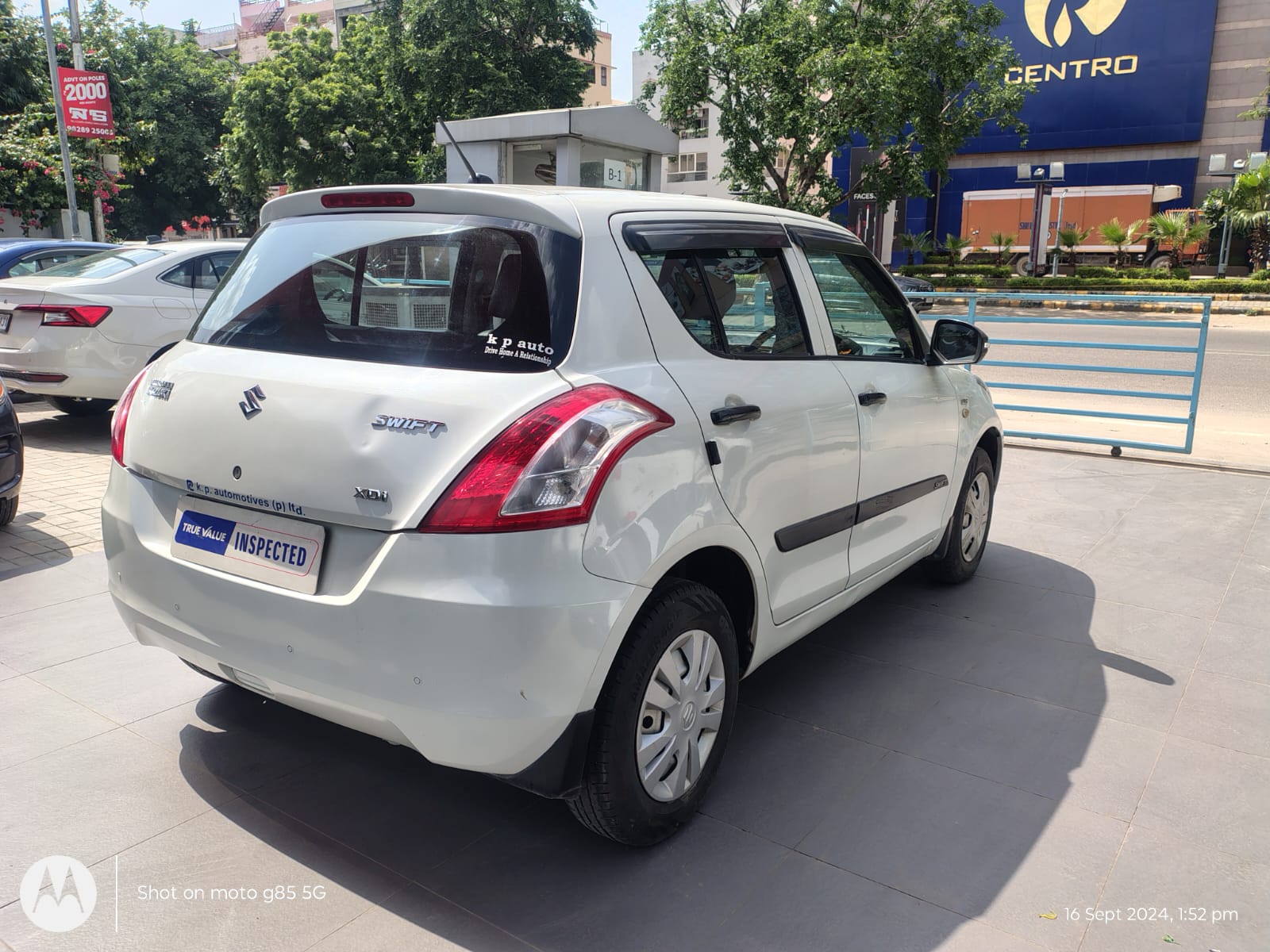 Maruti Suzuki Swift Ldi-White