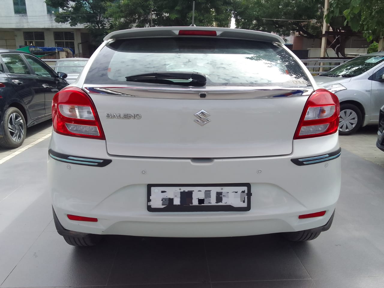 Maruti Suzuki Baleno Alpha - White