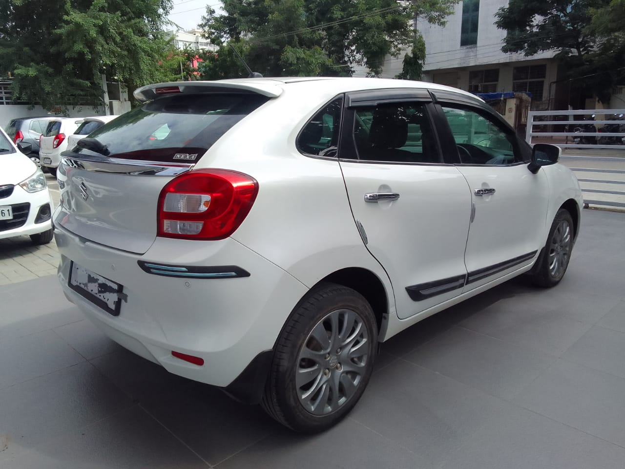 Maruti Suzuki Baleno Alpha - White