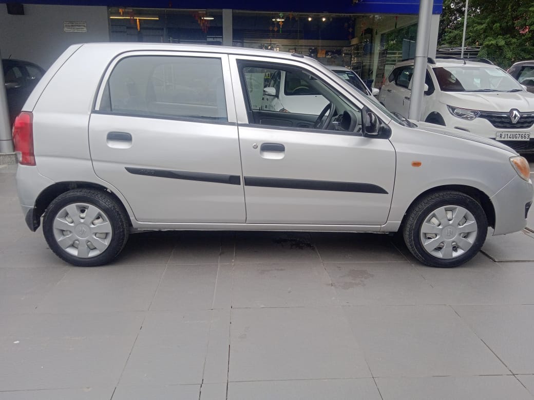 Maruti Suzuki Alto K-10 Lxi - Silver