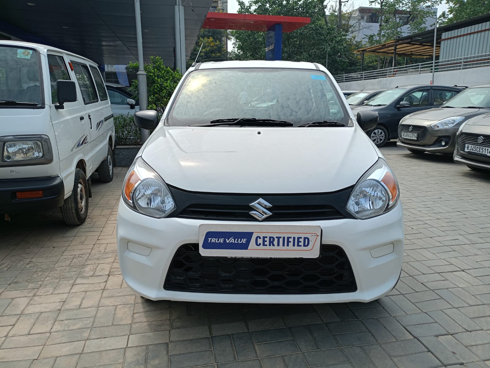 Maruti Suzuki Alto 800 Vxi- White