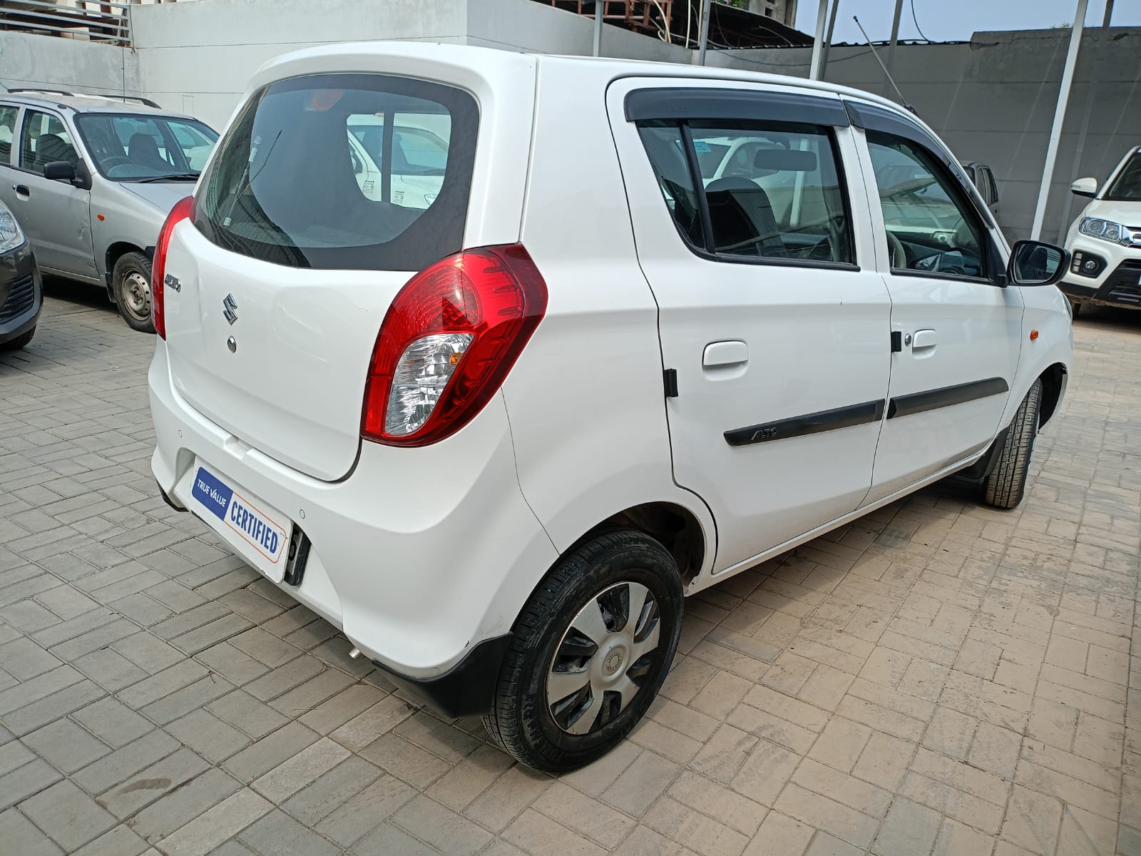 Maruti Suzuki Alto 800 Vxi- White