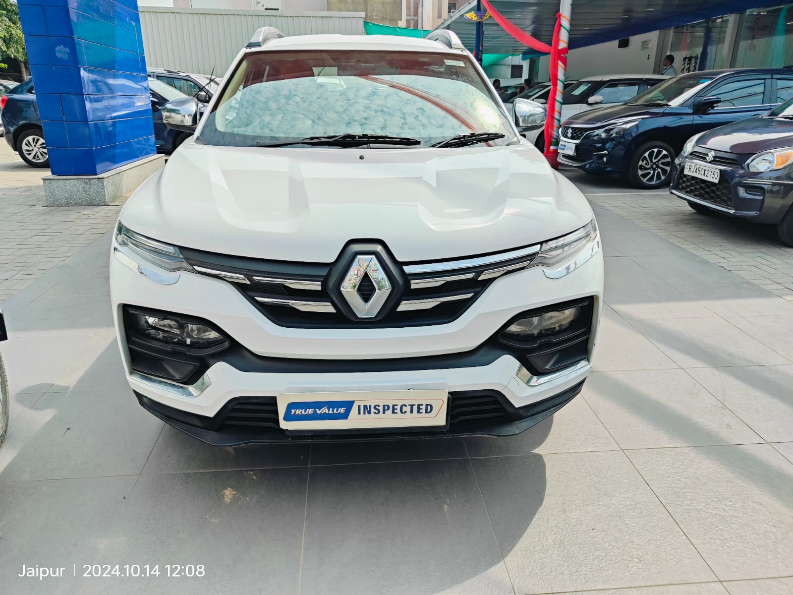 Renault Kiger Rxt- White