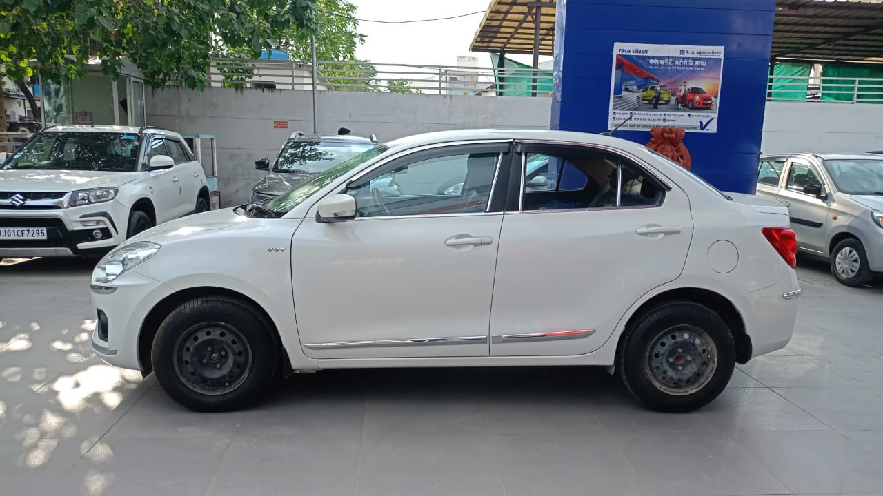 Maruti Suzuki Dzire Vxi- White