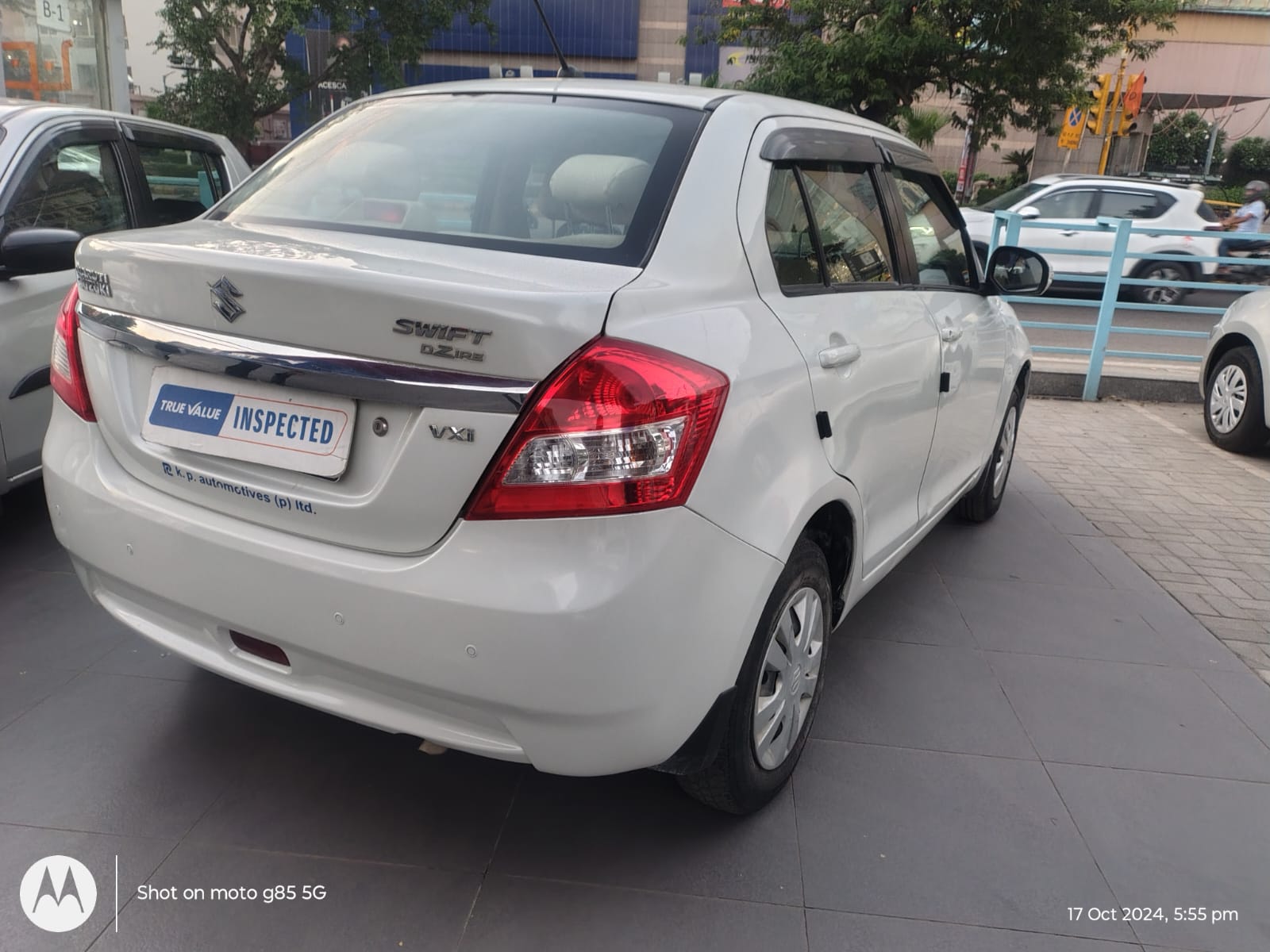 Maruti Suzuki Dzire Vxi- White