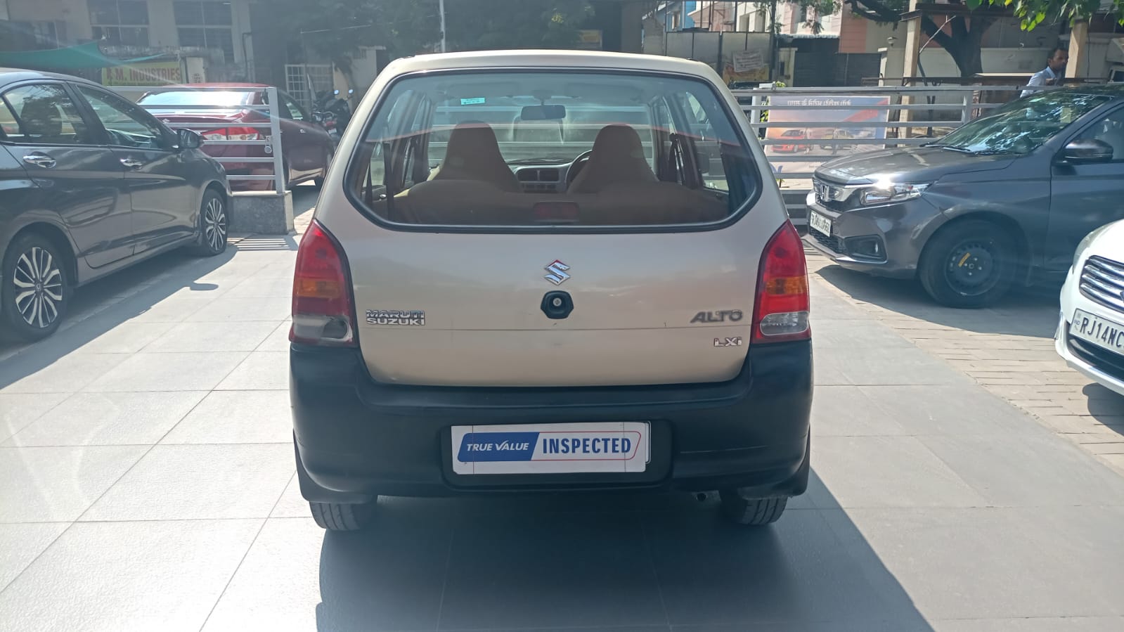 Maruti Suzuki Alto Lxi- Beige