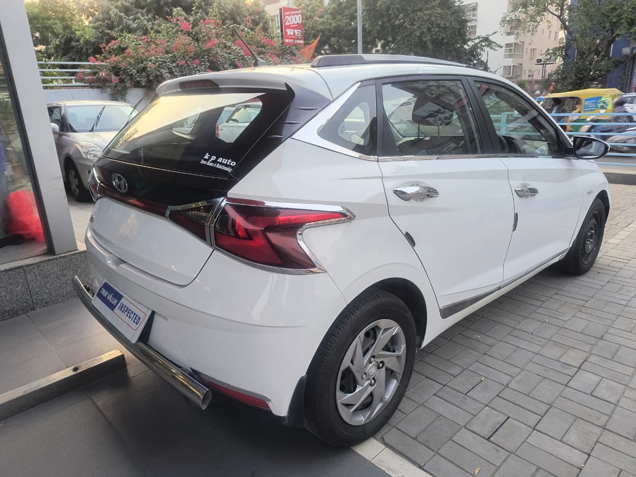 Hyundai I-20 Magna- White