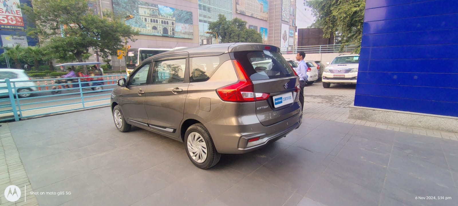 Maruti Suzuki Ertiga Smart Hybrid Vxi