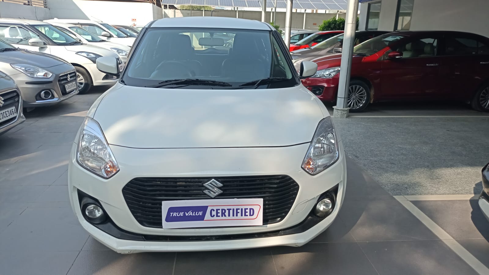 Maruti Suzuki Swift Vxi - White