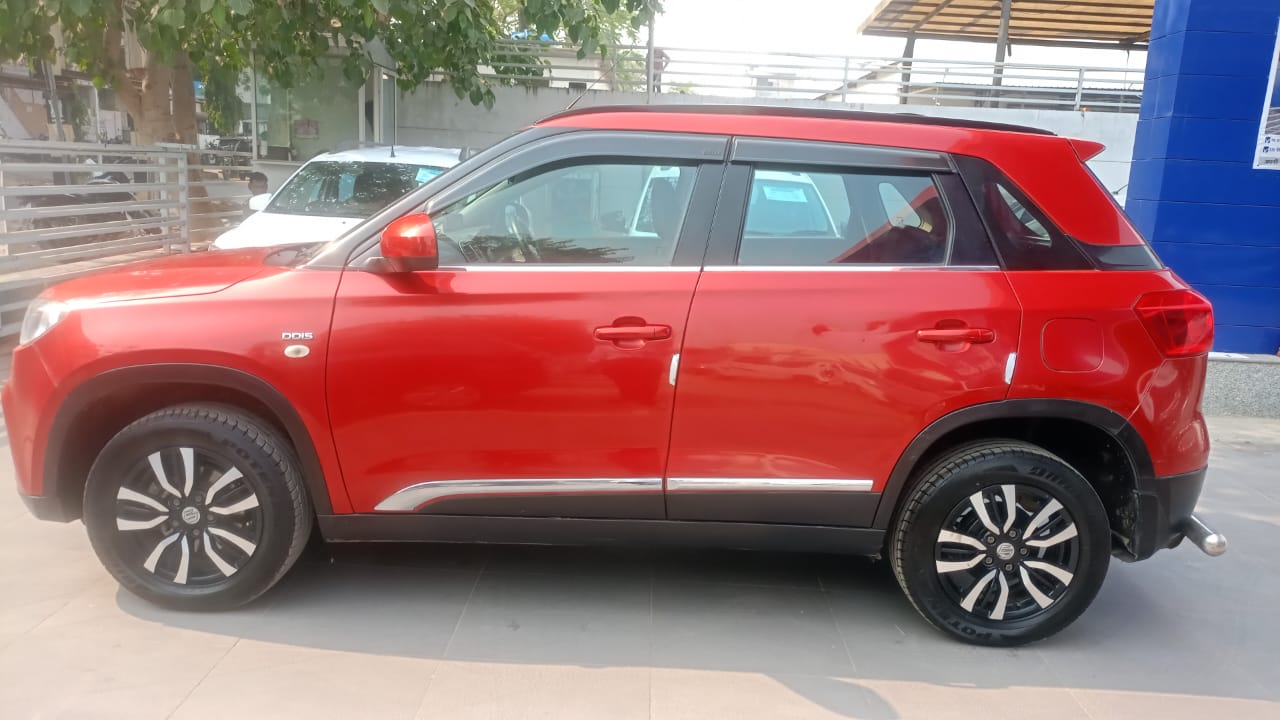 Maruti Suzuki Vitara Brezza Vdi- Red