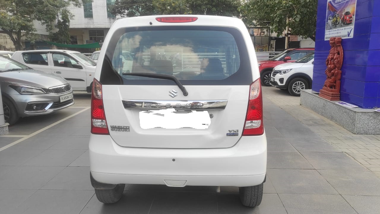 Maruti Suzuki Wagon R VXI AMT