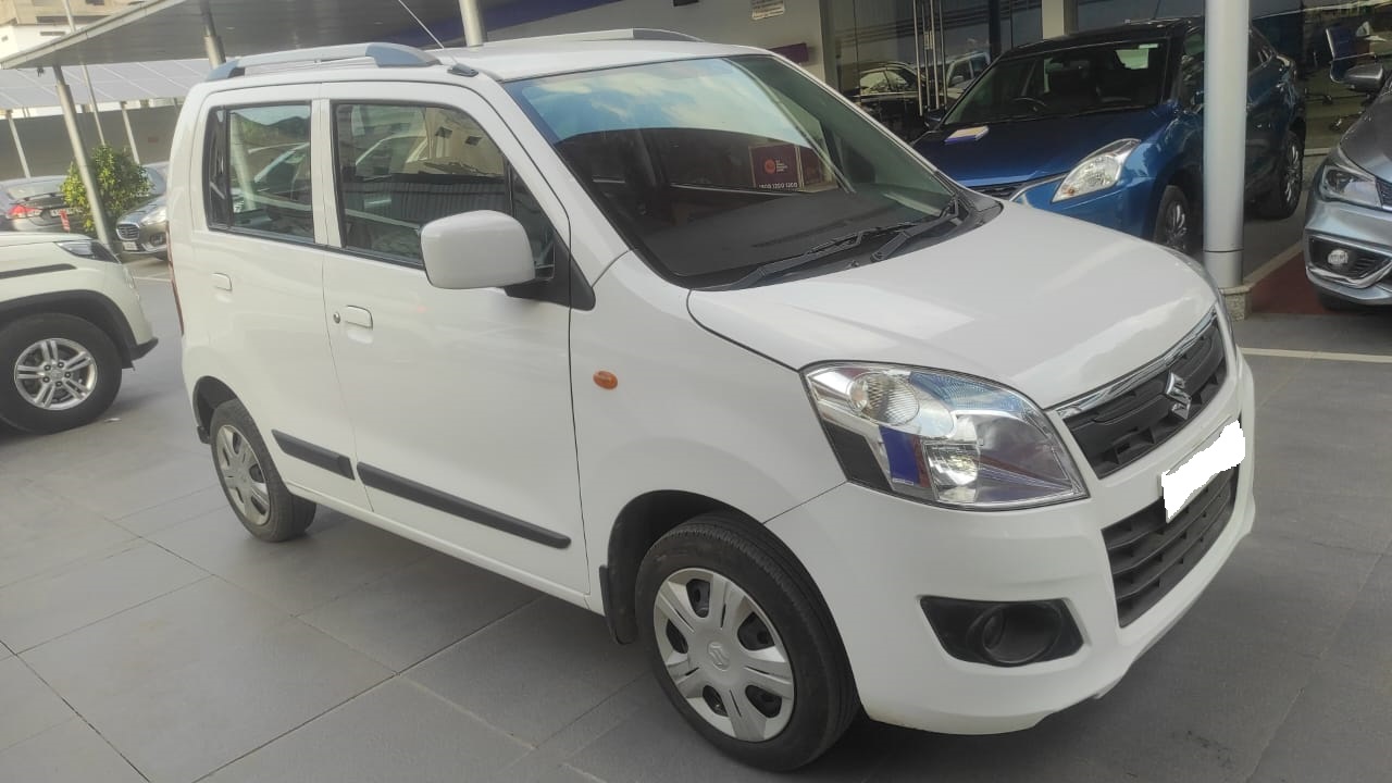 Maruti Suzuki Wagon R VXI AMT