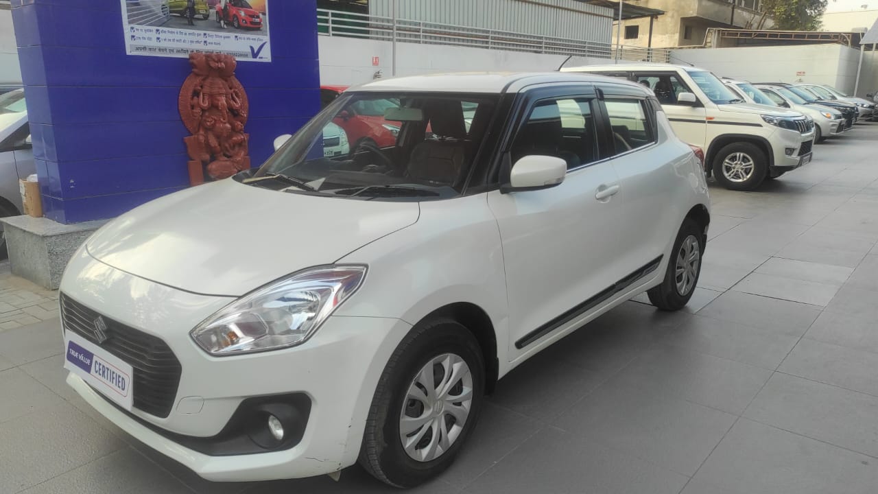 Maruti Suzuki Swift Vxi- White