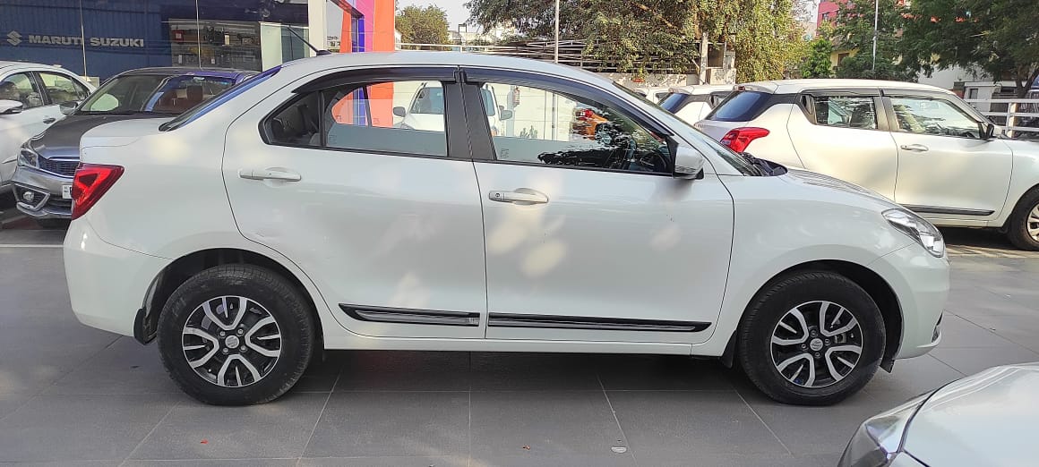 Maruti Suzuki Dzire VXI White