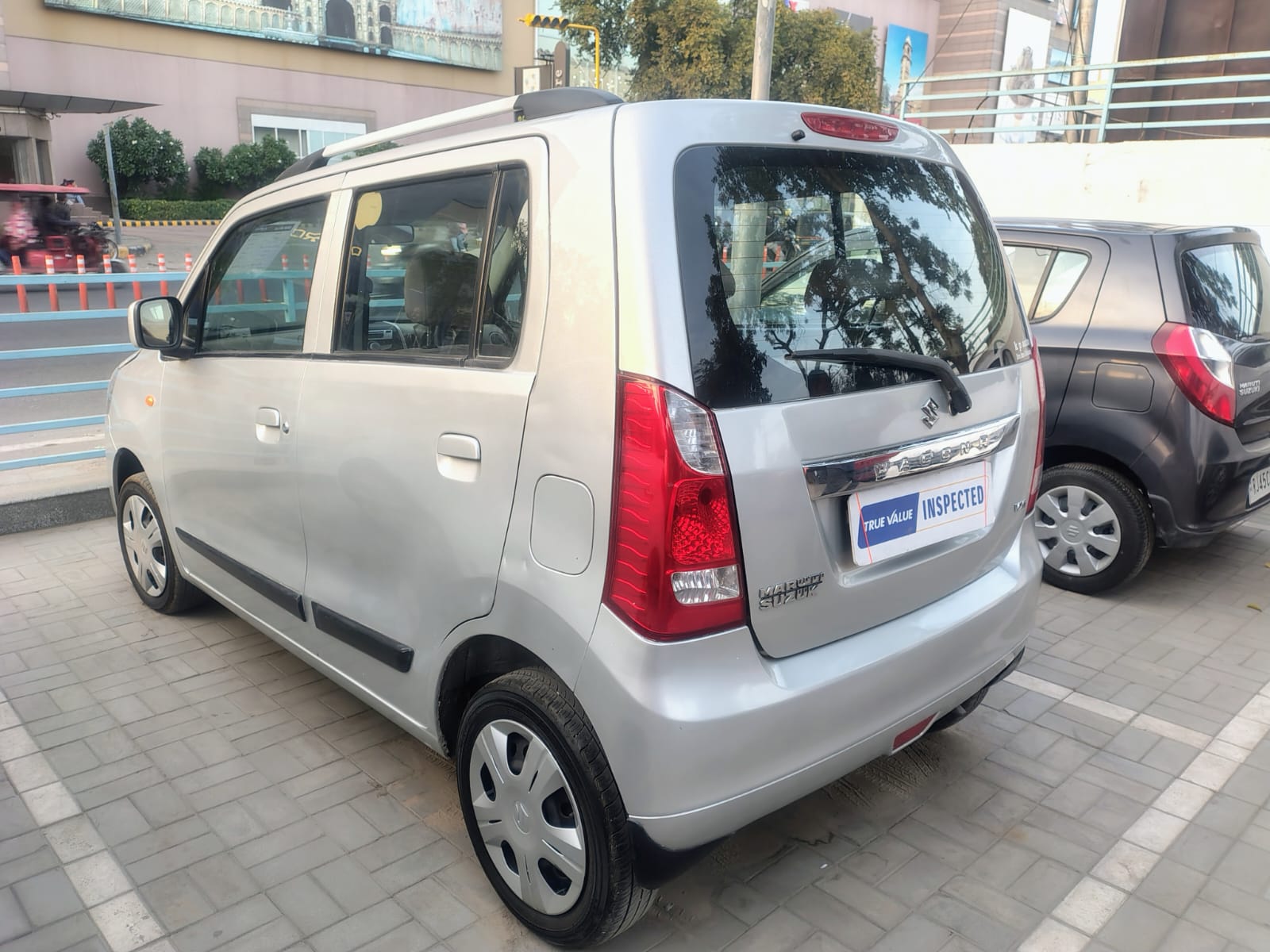 Maruti Suzuki Wagon R VXI -Silver