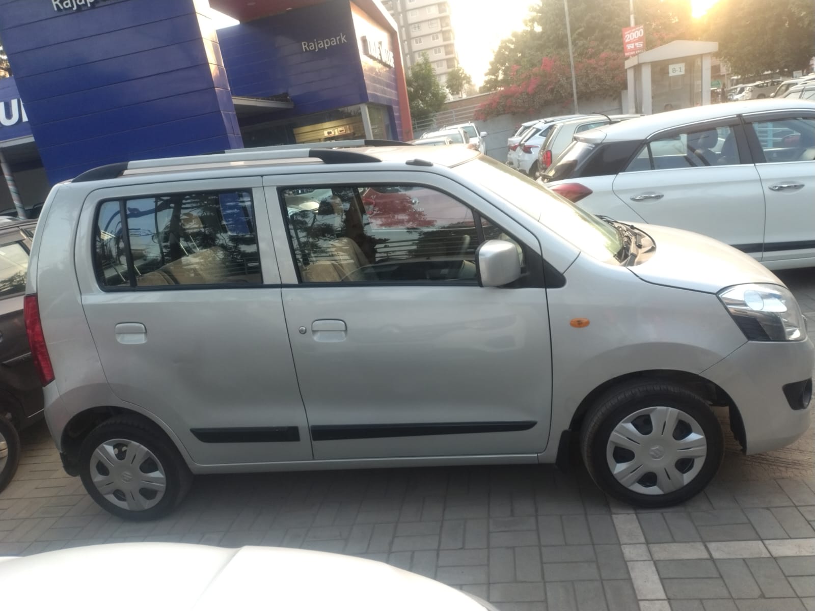 Maruti Suzuki Wagon R VXI -Silver