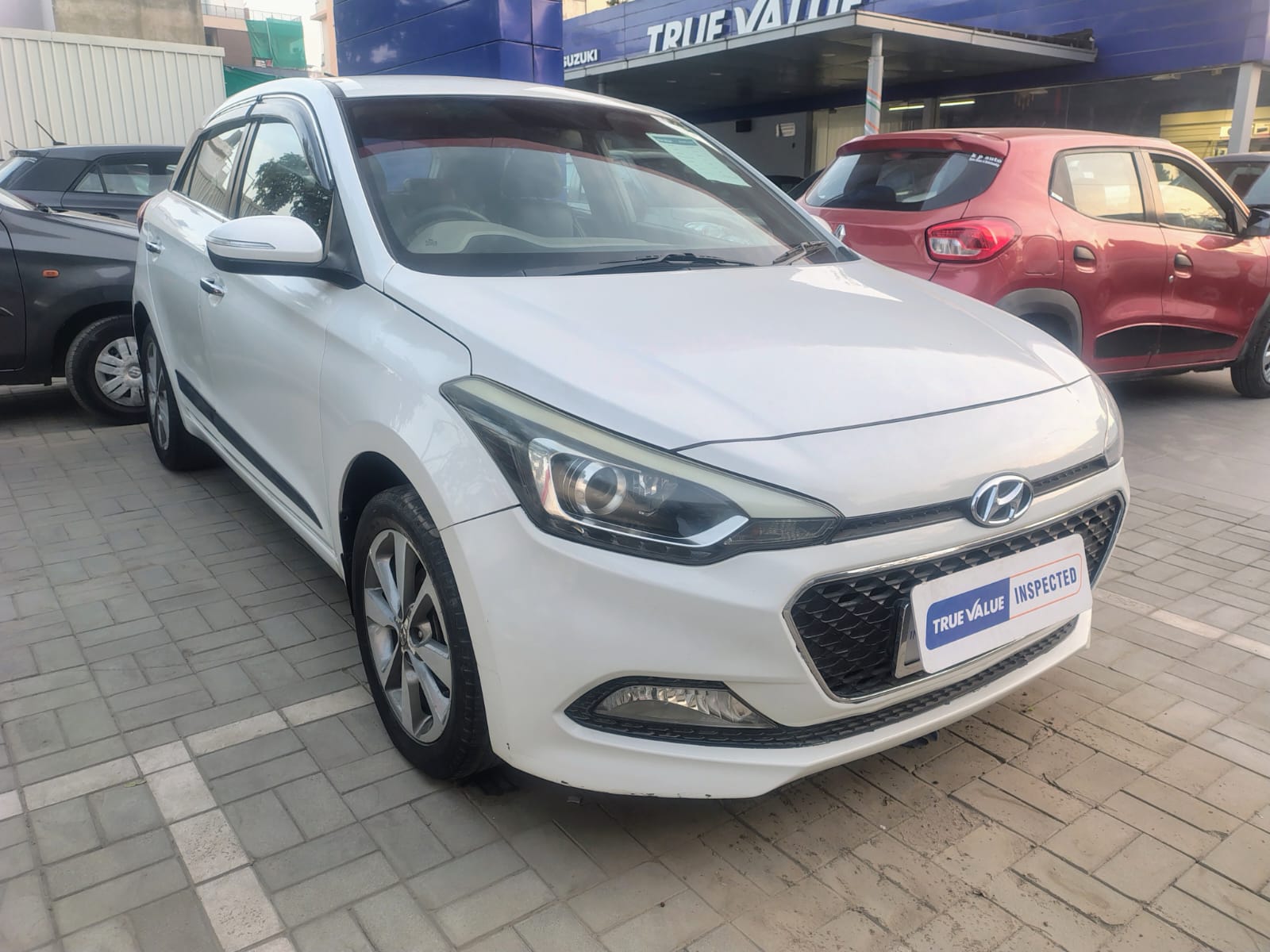 I20 Asta - White