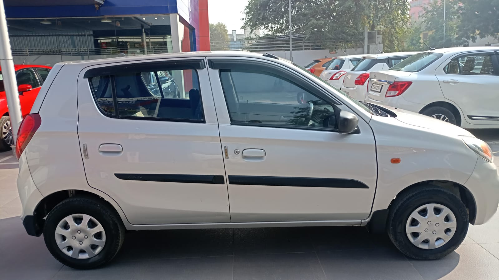 Maruti Suzuki Alto 800 VXI - Silver