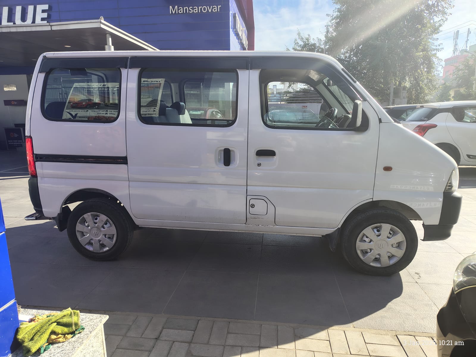 Maruti Suzuki EECO 5 STAR AC- White