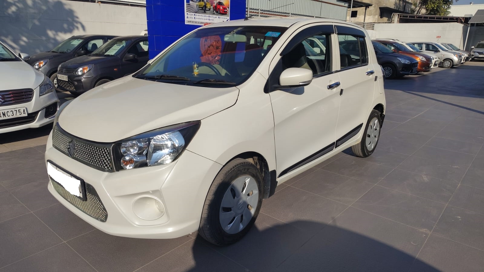 Maruti Suzuki Celerio Zxi - White