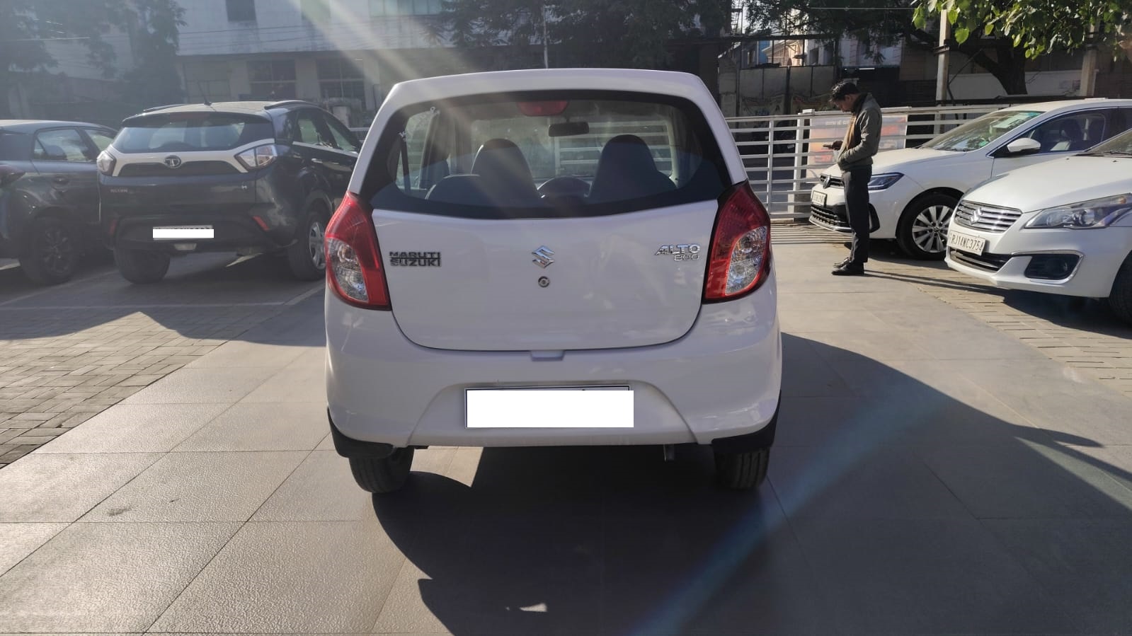 Maruti Suzuki Alto 800 LXI -White