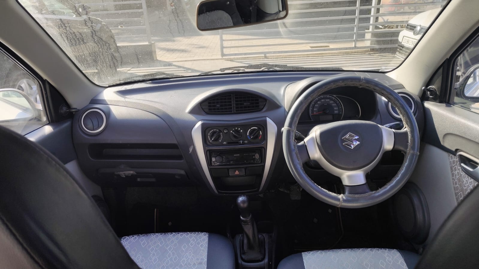 Maruti Suzuki Alto 800 LXI -White