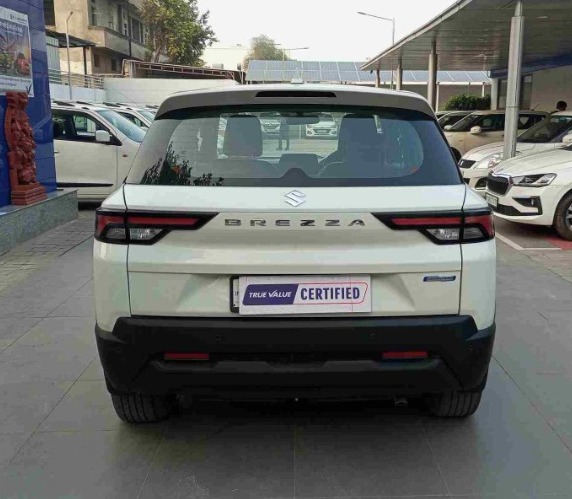 Maruti Suzuki Brezza Vxi- White